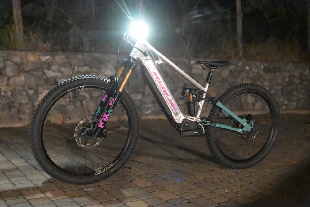 NICOLAI S16 with the Supernova Starstream switched on at night